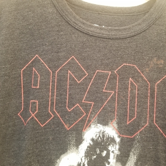 {M} Chaser ACDC Band Concert Fasion Tee ***with flaw*** - Picture 3 of 8